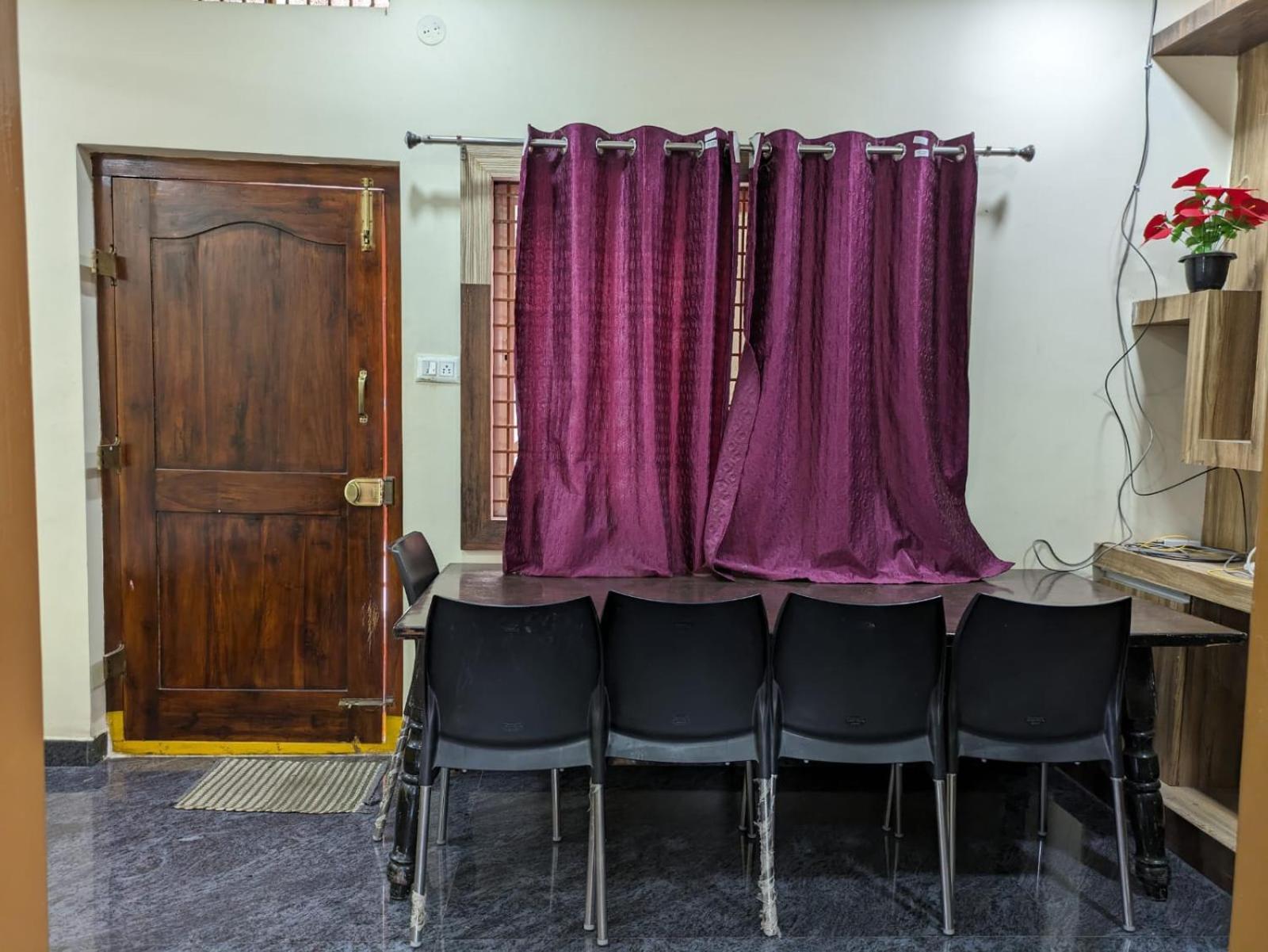 Vijayanagara Home Stay Hampi Bagian luar foto