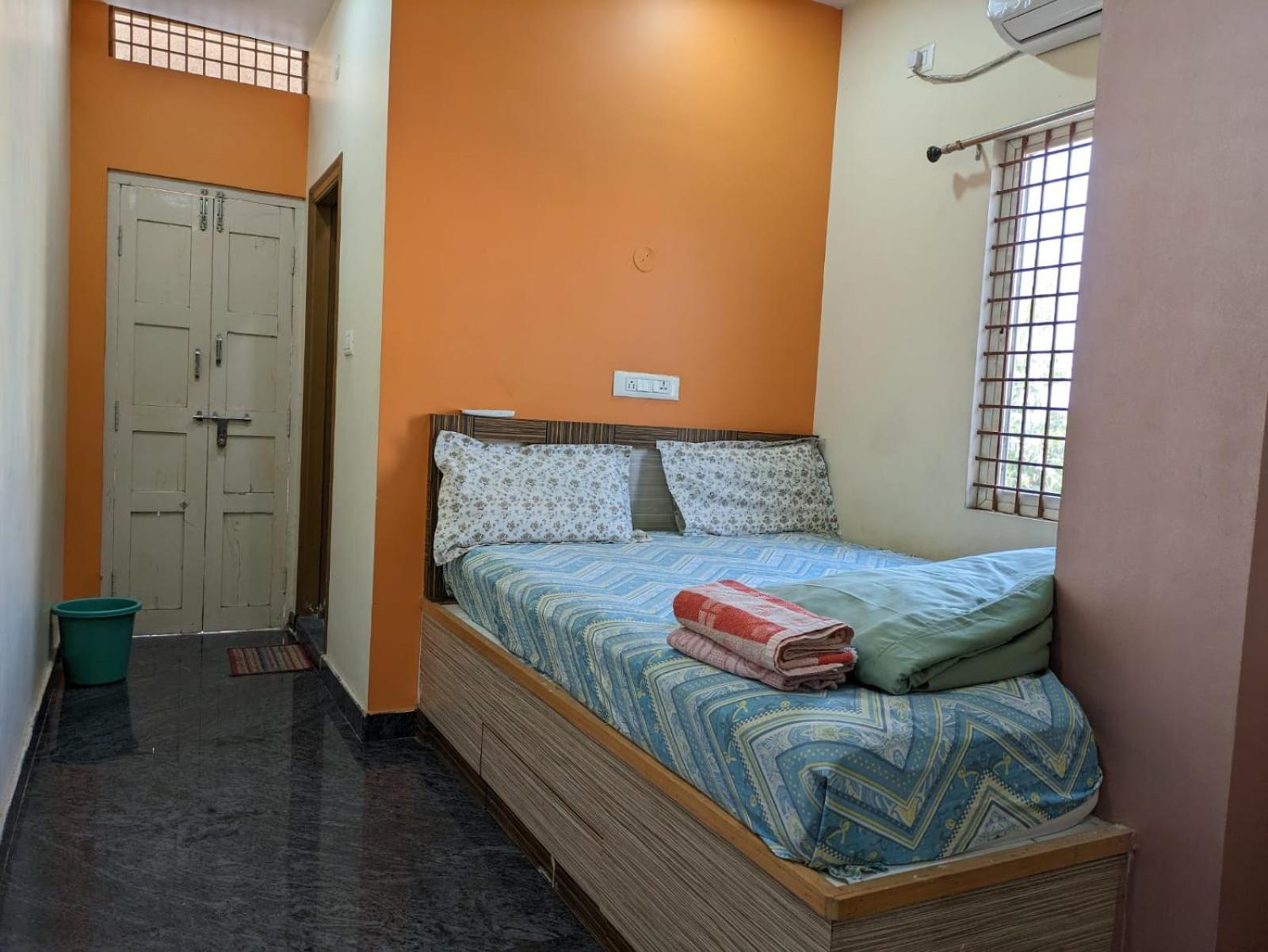 Vijayanagara Home Stay Hampi Bagian luar foto
