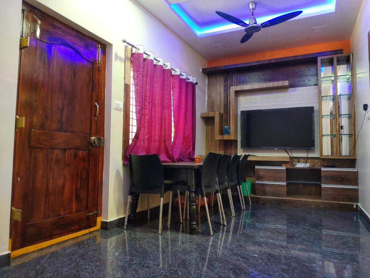 Vijayanagara Home Stay Hampi Bagian luar foto